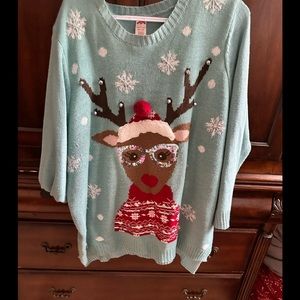 Cute Christmas sweater.EUC